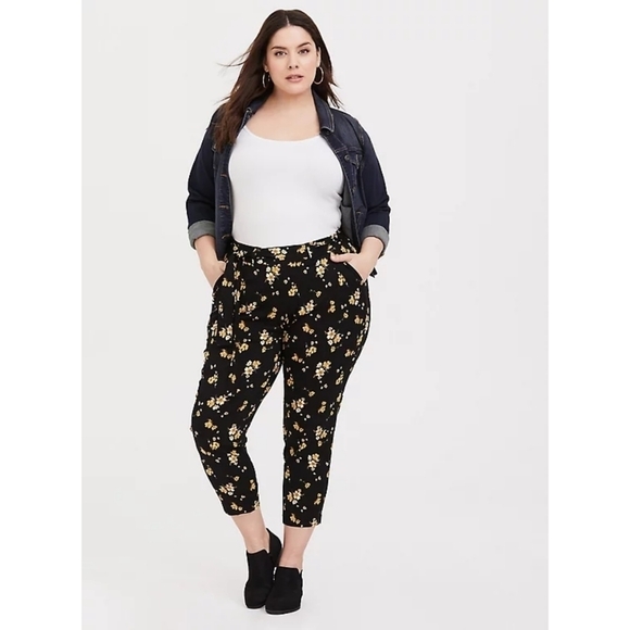Torrid Floral Paperbag Crop Pants - Picture 1 of 7